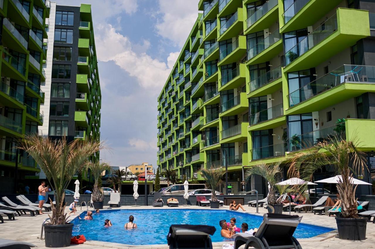 Royale Sundance Studio 7 in Spa n Pool Alezzi Mamaia Esterno foto